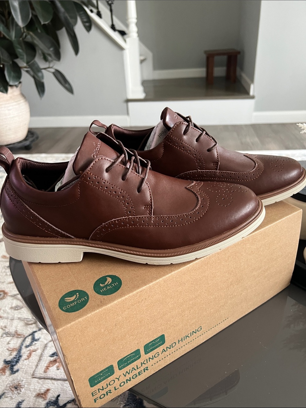 Orthofeet Men's Brown Leather Derby with Wingtip Detailing - Picture 4 of 5